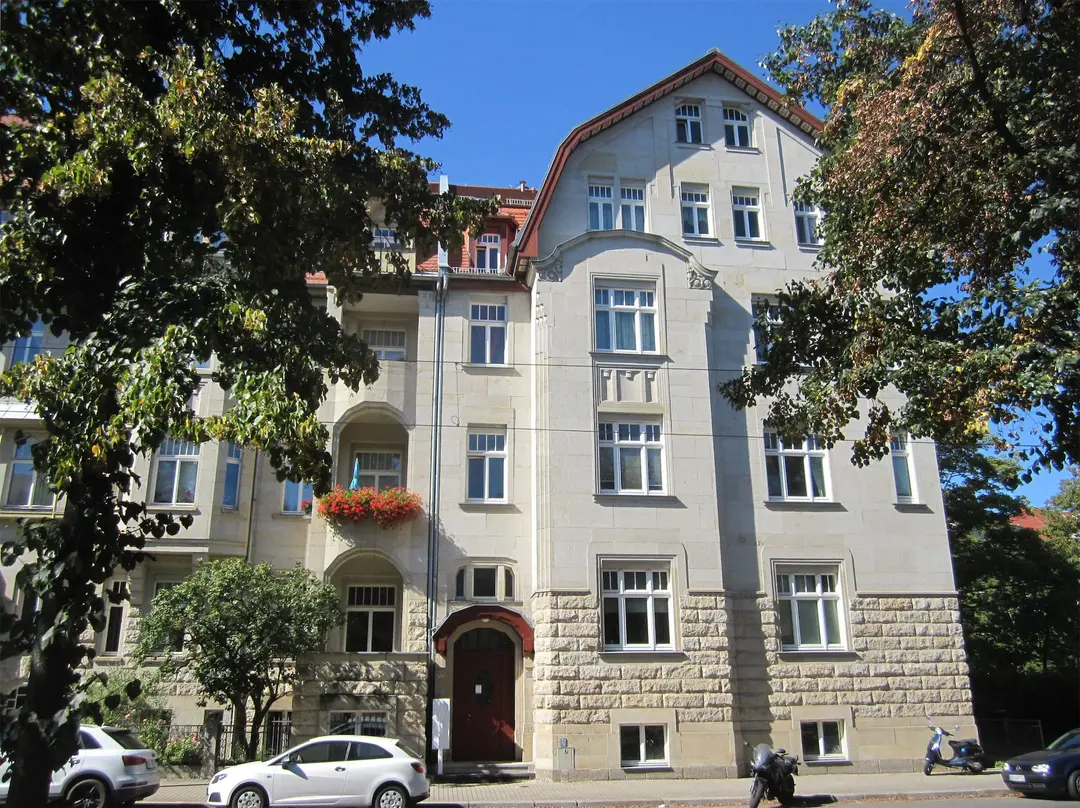 Sanieter Altbau an Der Tu